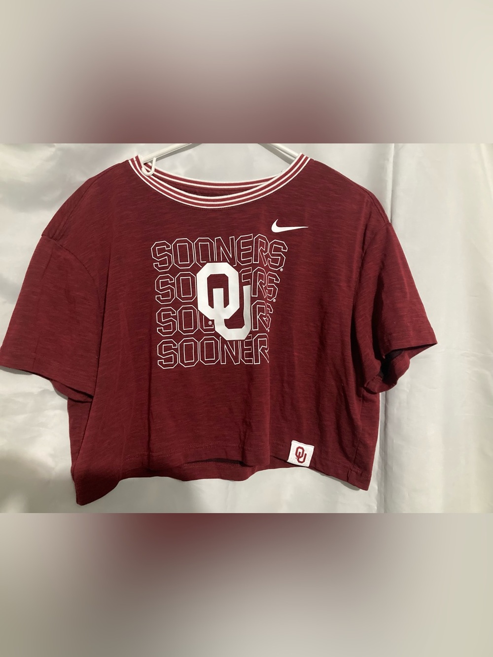 Nike Maroon OU Sooners Cropped Tee